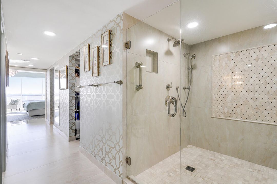 Active With Contract: $1,395,000 (3 beds, 3 baths, 3290 Square Feet)