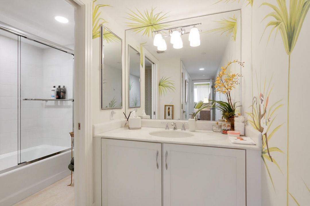 Active With Contract: $1,395,000 (3 beds, 3 baths, 3290 Square Feet)