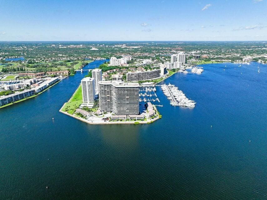 Active With Contract: $1,395,000 (3 beds, 3 baths, 3290 Square Feet)