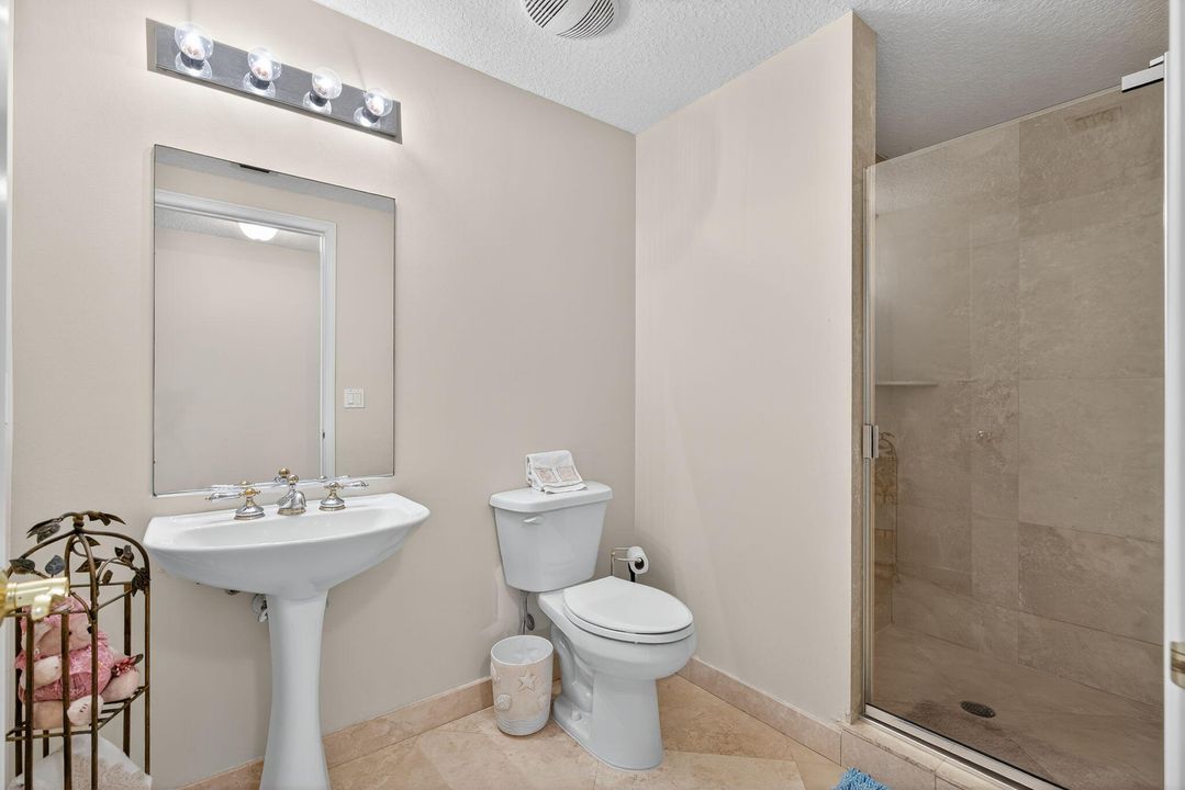 На продажу: $3,200,000 (3 спален, 3 ванн, 2792 Квадратных фут)