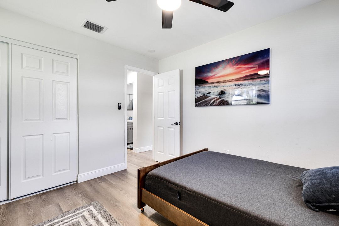 For Sale: $450,000 (3 beds, 2 baths, 1242 Square Feet)