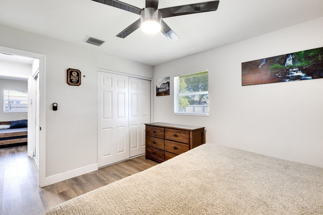 For Sale: $450,000 (3 beds, 2 baths, 1242 Square Feet)