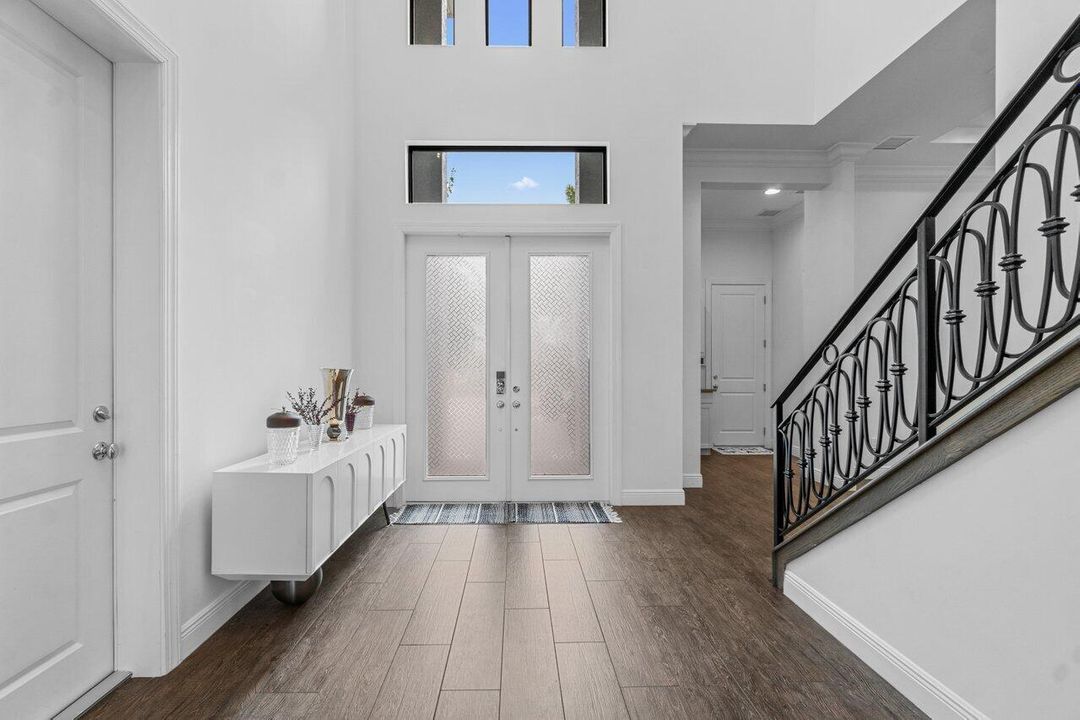 En Renta: $12,000 (5 camas, 5 baños, 5292 Pies cuadrados)