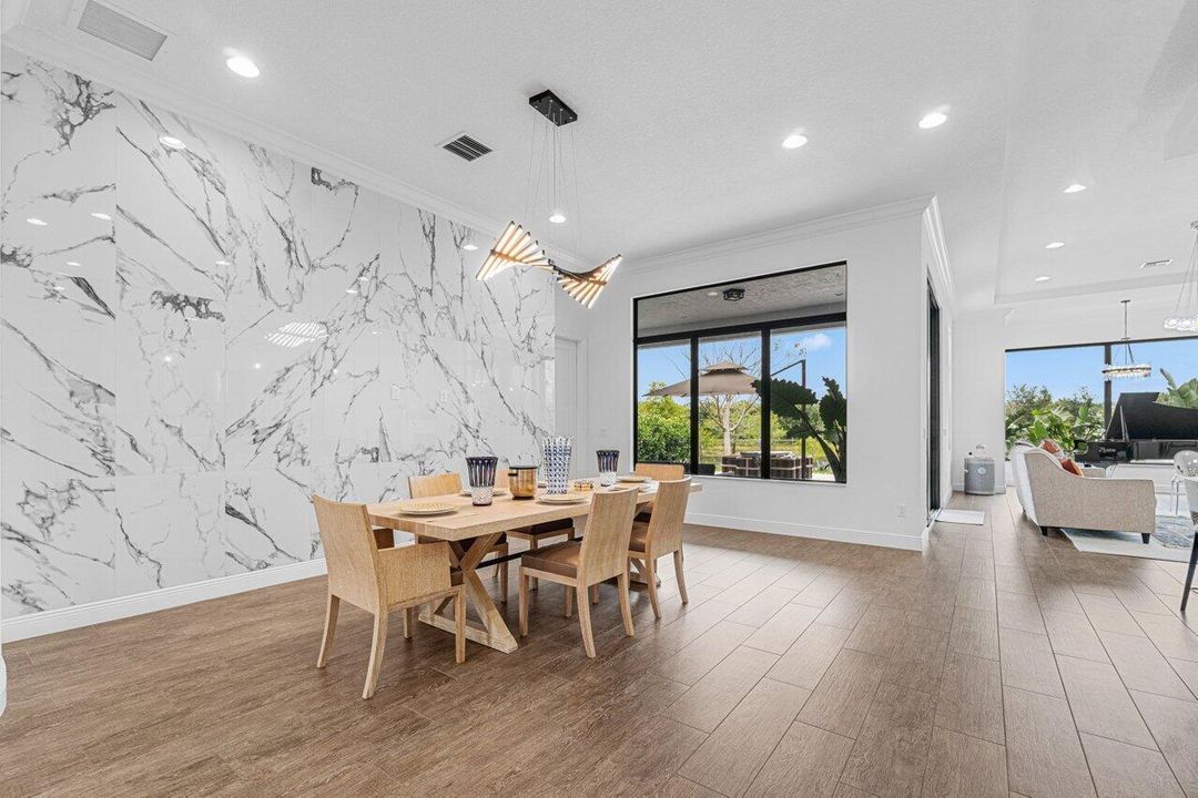 En Renta: $12,000 (5 camas, 5 baños, 5292 Pies cuadrados)