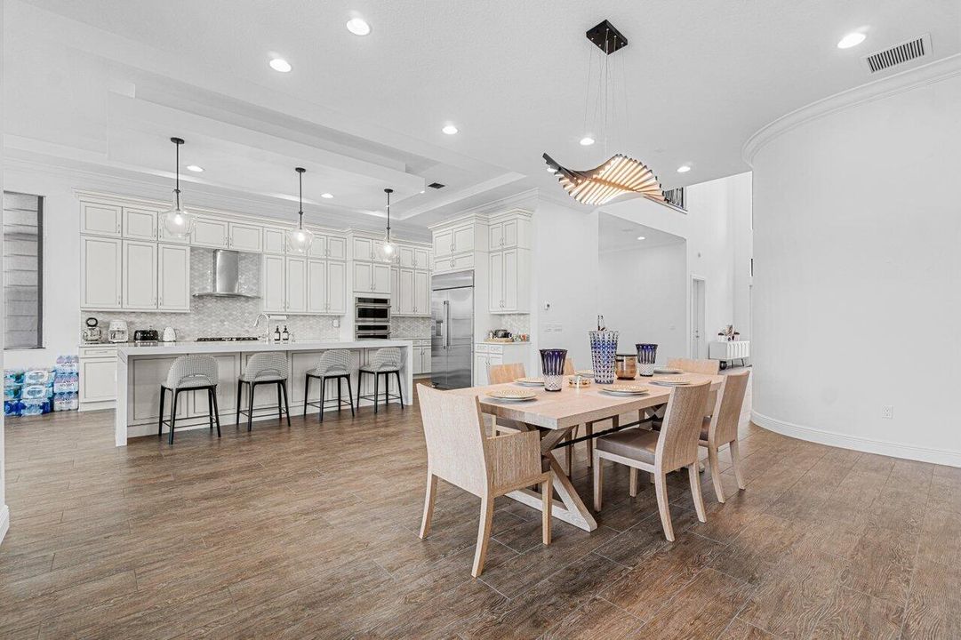 En Renta: $12,000 (5 camas, 5 baños, 5292 Pies cuadrados)