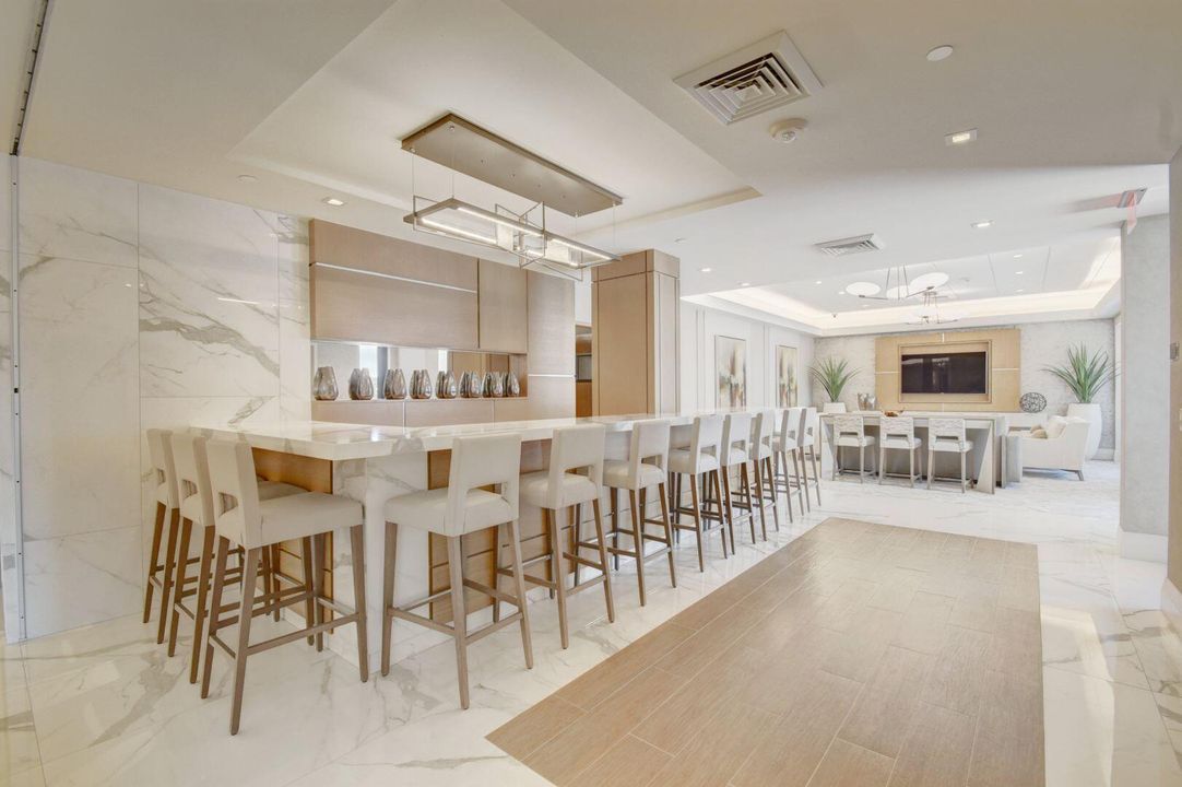 Active With Contract: $5,500 (2 beds, 2 baths, 1426 Square Feet)