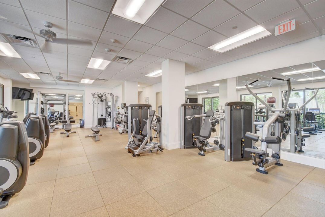 Active With Contract: $5,500 (2 beds, 2 baths, 1426 Square Feet)