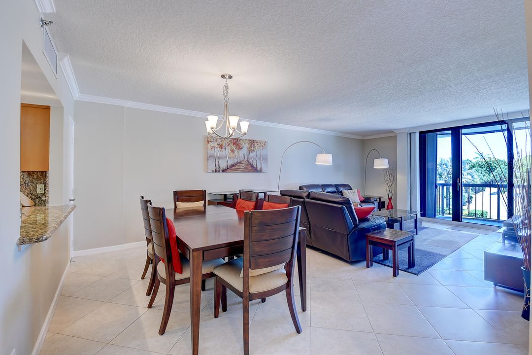 Active With Contract: $5,500 (2 beds, 2 baths, 1426 Square Feet)