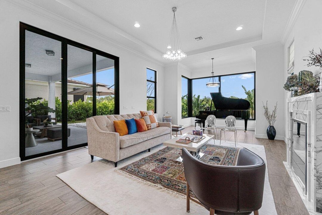 En Renta: $12,000 (5 camas, 5 baños, 5292 Pies cuadrados)