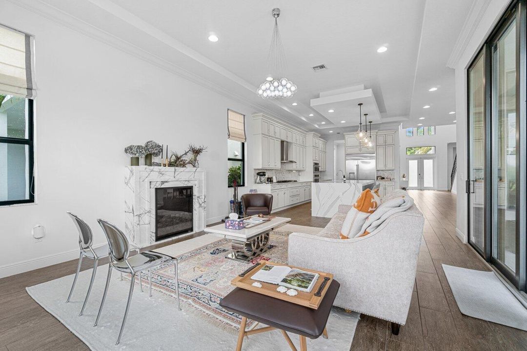 En Renta: $12,000 (5 camas, 5 baños, 5292 Pies cuadrados)