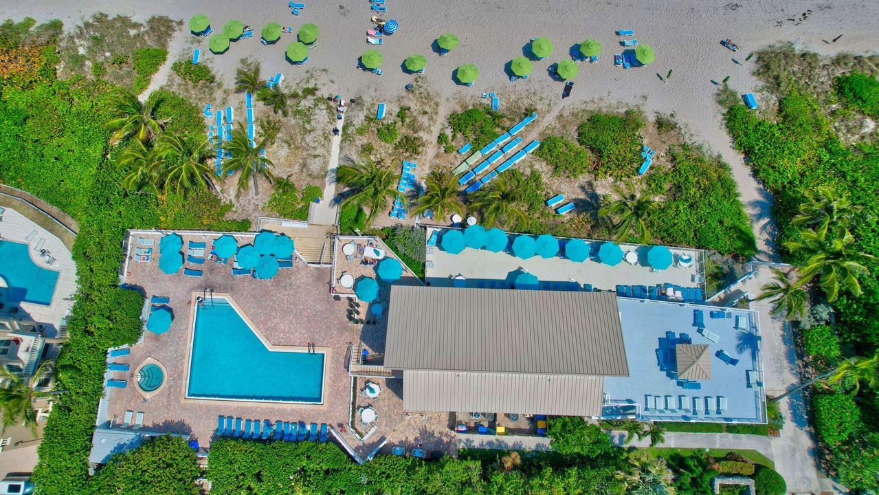 Active With Contract: $5,500 (2 beds, 2 baths, 1426 Square Feet)