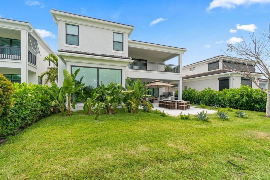 En Renta: $12,000 (5 camas, 5 baños, 5292 Pies cuadrados)