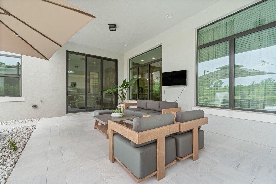 En Renta: $12,000 (5 camas, 5 baños, 5292 Pies cuadrados)