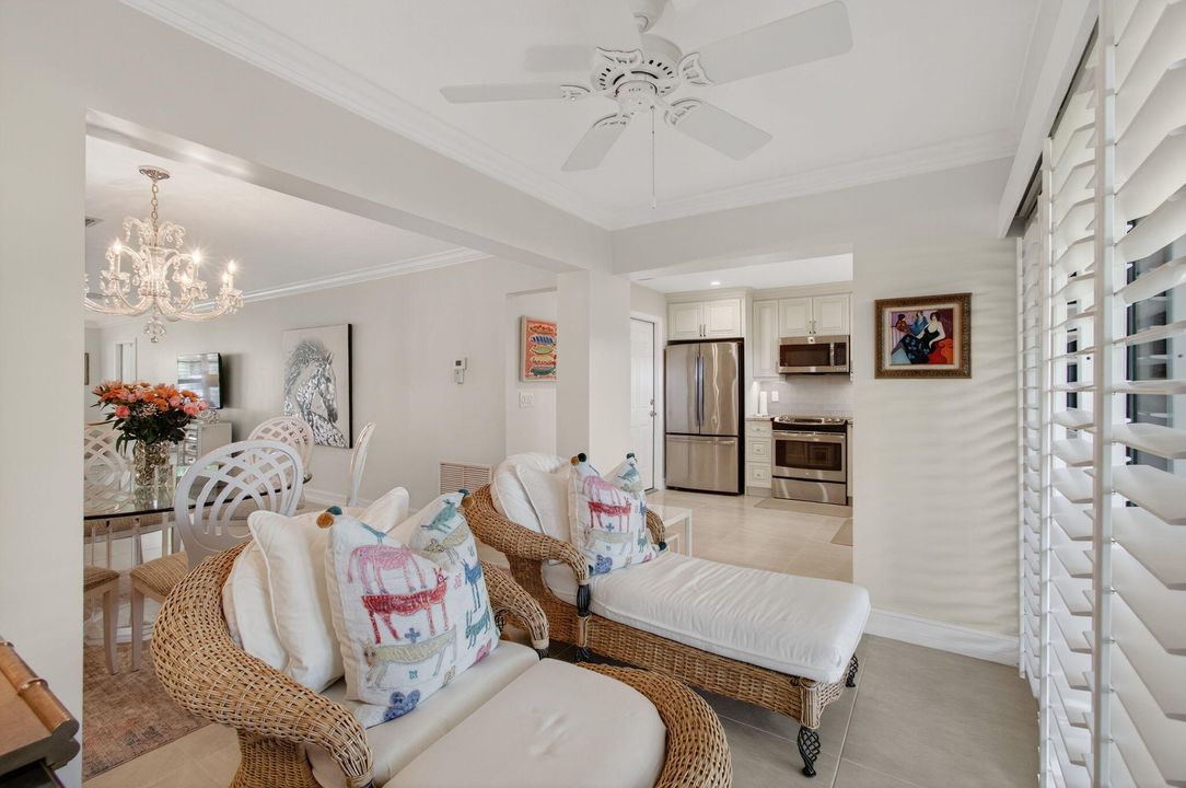 Active With Contract: $315,000 (2 beds, 2 baths, 1404 Square Feet)