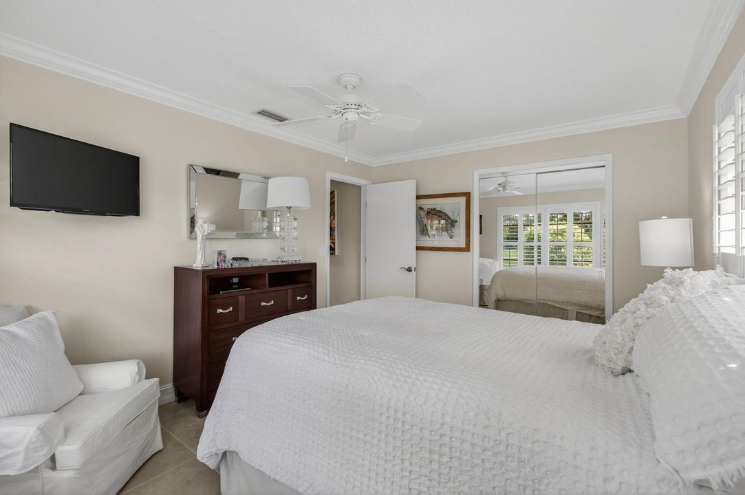 Active With Contract: $315,000 (2 beds, 2 baths, 1404 Square Feet)