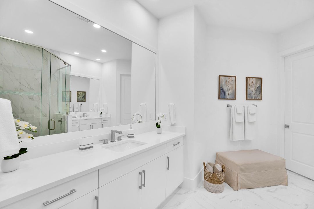 For Sale: $1,795,000 (3 beds, 3 baths, 2254 Square Feet)