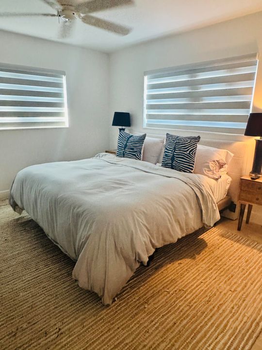 For Sale: $379,000 (2 beds, 2 baths, 962 Square Feet)