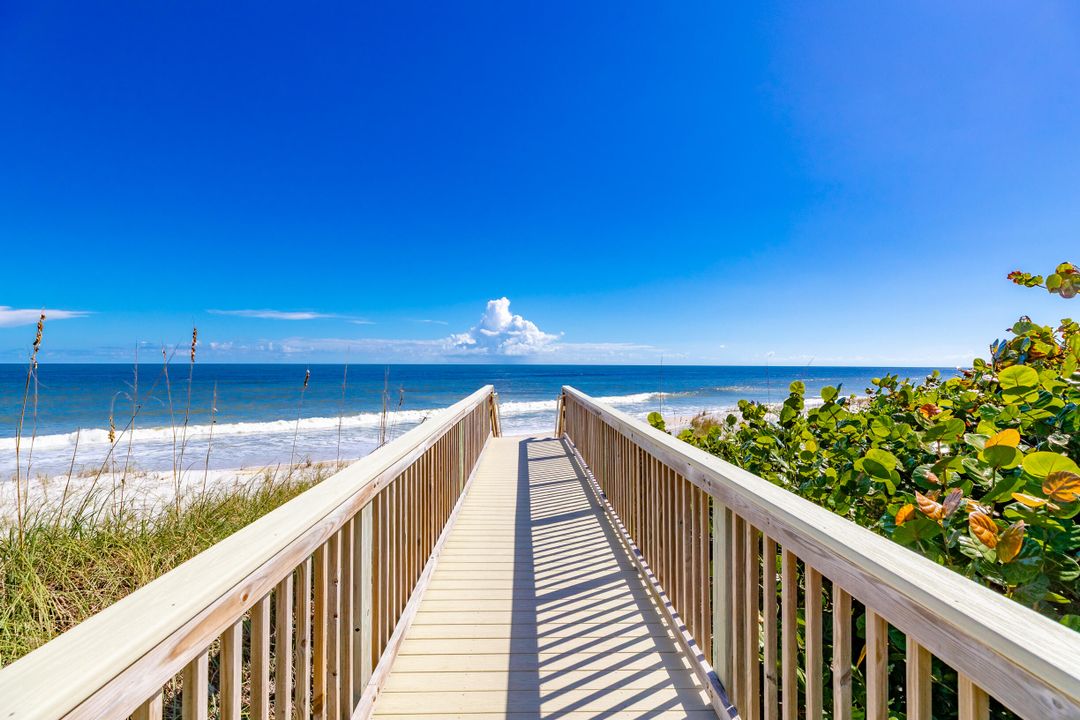 For Sale: $1,795,000 (3 beds, 3 baths, 2254 Square Feet)