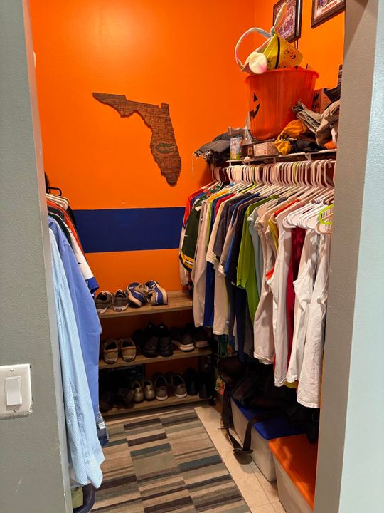 Active With Contract: $515,000 (3 beds, 2 baths, 1688 Square Feet)