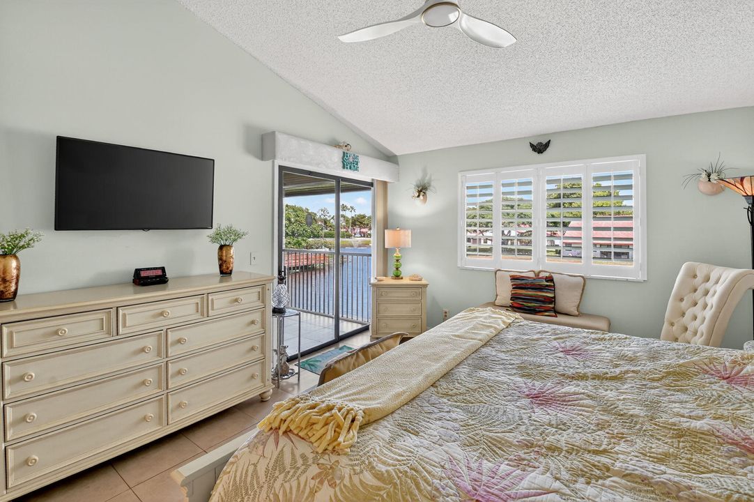 Active With Contract: $3,500 (3 beds, 2 baths, 1620 Square Feet)