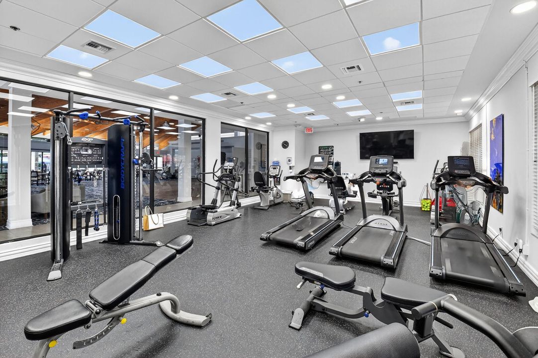 Active With Contract: $3,500 (3 beds, 2 baths, 1620 Square Feet)