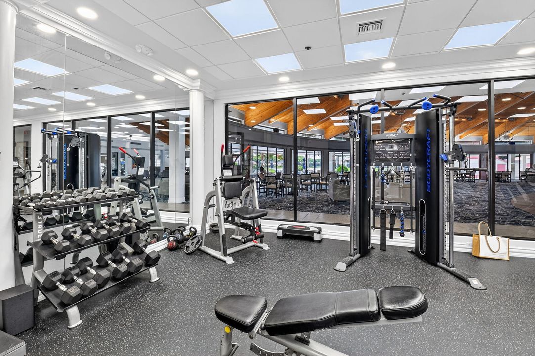 Active With Contract: $3,500 (3 beds, 2 baths, 1620 Square Feet)