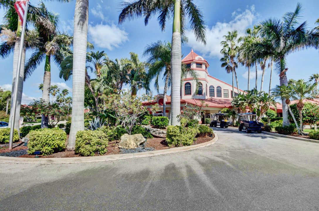 Active With Contract: $3,500 (3 beds, 2 baths, 1620 Square Feet)