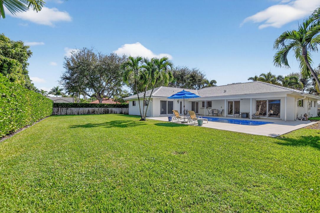 Active With Contract: $1,395,000 (5 beds, 3 baths, 2347 Square Feet)