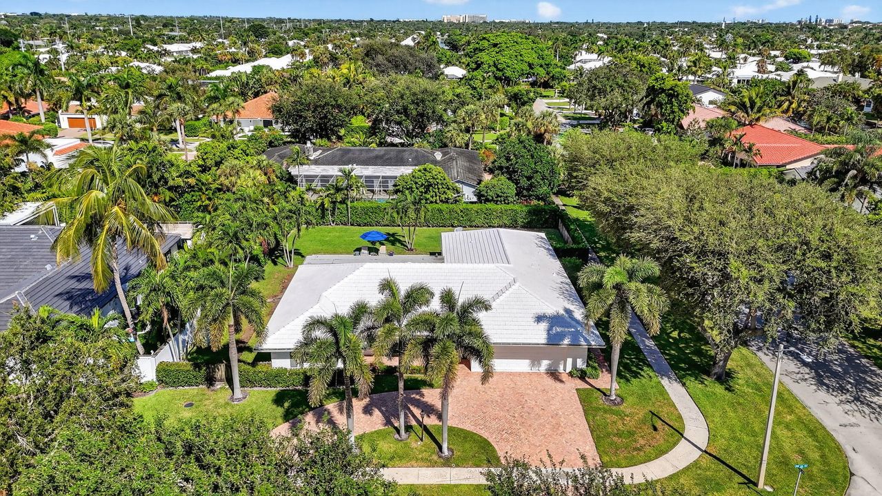 Active With Contract: $1,395,000 (5 beds, 3 baths, 2347 Square Feet)