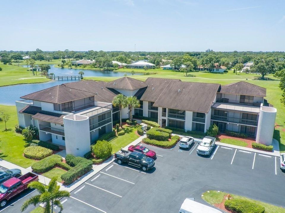 For Rent: $1,800 (2 beds, 2 baths, 1417 Square Feet)