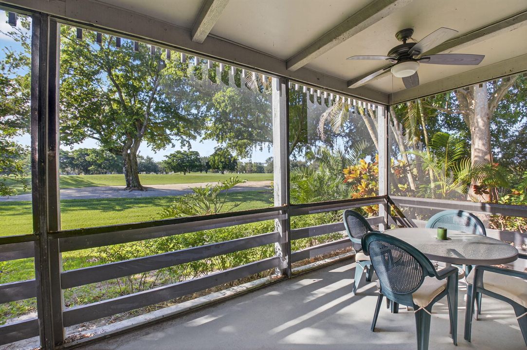 For Sale: $280,000 (2 beds, 2 baths, 1229 Square Feet)