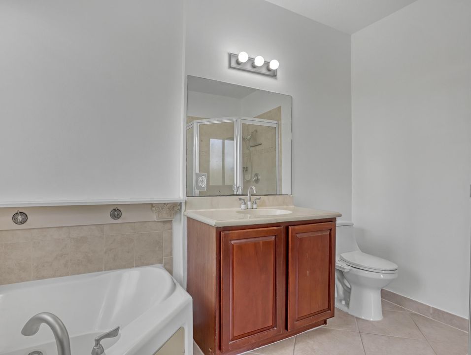 На продажу: $490,000 (3 спален, 2 ванн, 1831 Квадратных фут)