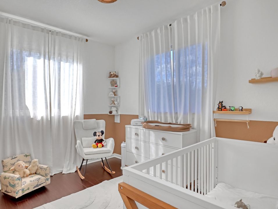 На продажу: $490,000 (3 спален, 2 ванн, 1831 Квадратных фут)