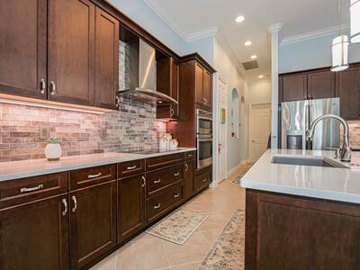 For Sale: $650,000 (3 beds, 3 baths, 2236 Square Feet)