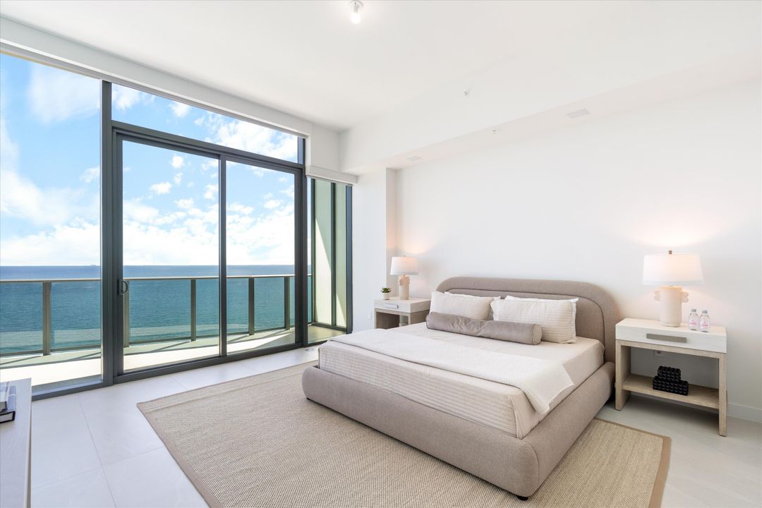 For Sale: $5,450,000 (4 beds, 4 baths, 3300 Square Feet)