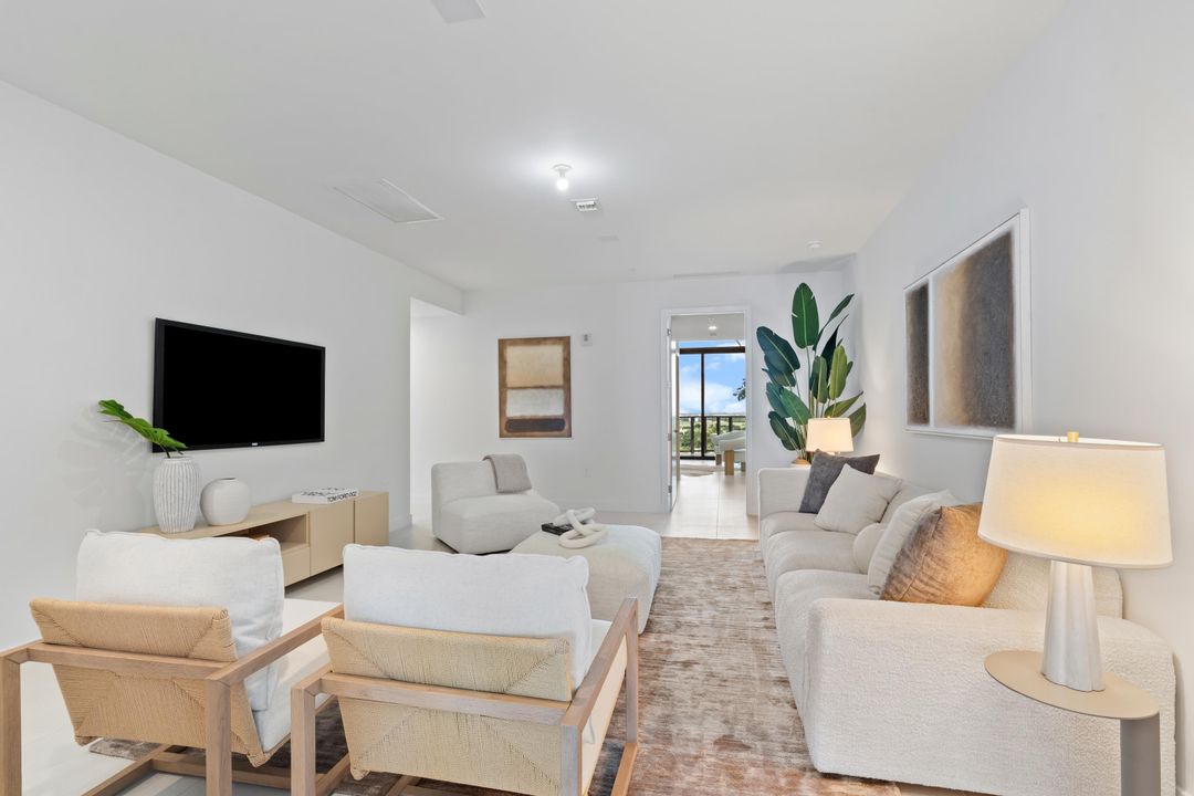 For Sale: $5,450,000 (4 beds, 4 baths, 3300 Square Feet)