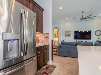 For Sale: $650,000 (3 beds, 3 baths, 2236 Square Feet)