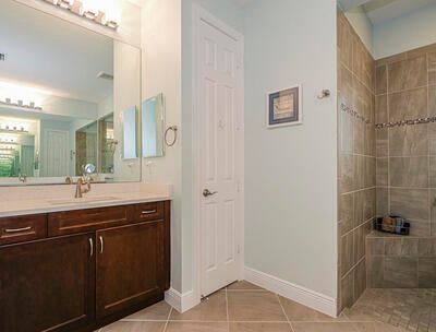 For Sale: $650,000 (3 beds, 3 baths, 2236 Square Feet)