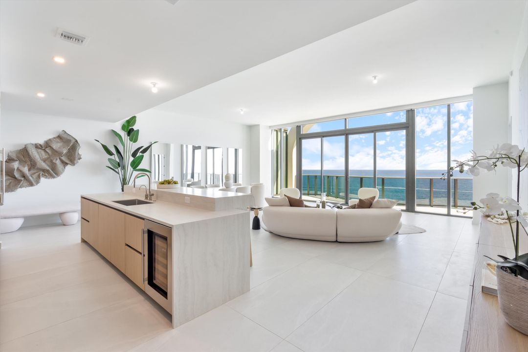 For Sale: $5,450,000 (4 beds, 4 baths, 3300 Square Feet)