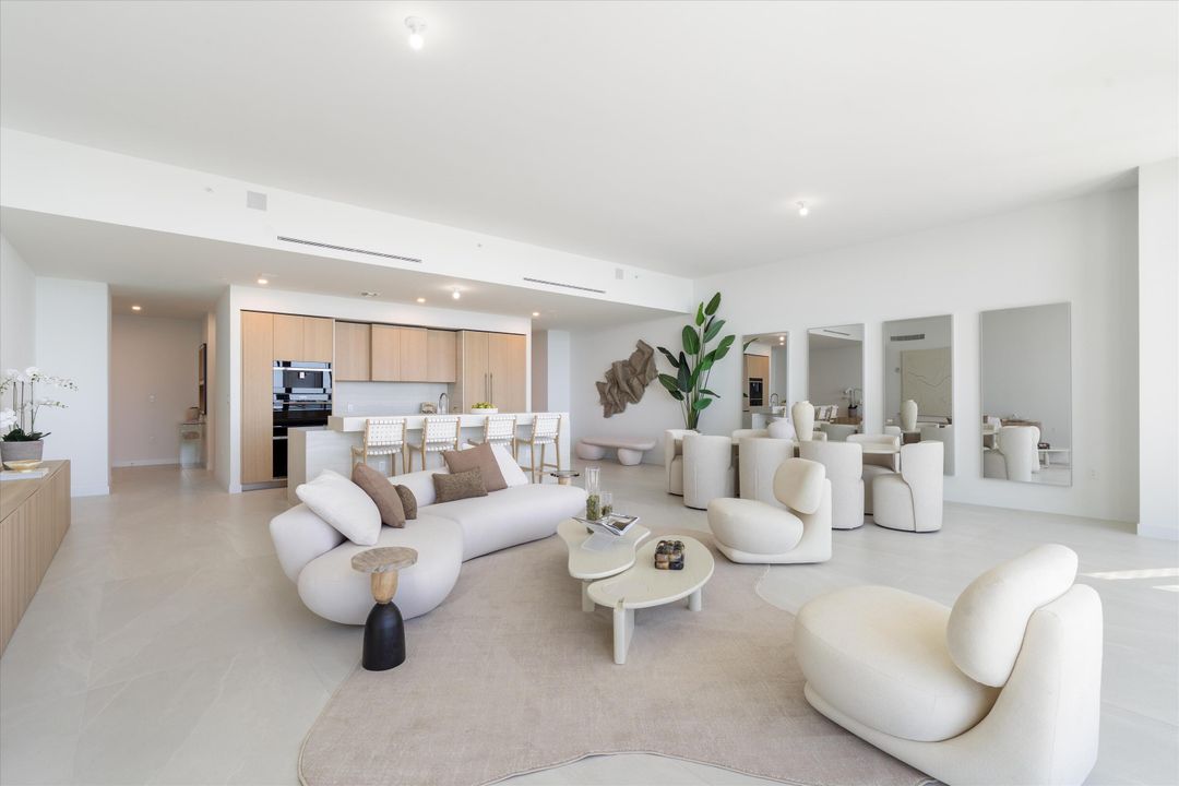 For Sale: $5,450,000 (4 beds, 4 baths, 3300 Square Feet)