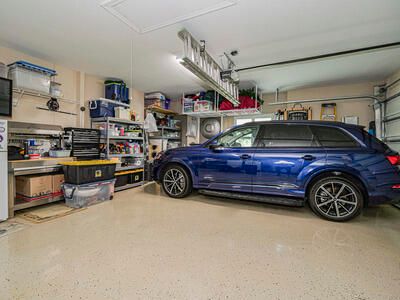 For Sale: $650,000 (3 beds, 3 baths, 2236 Square Feet)