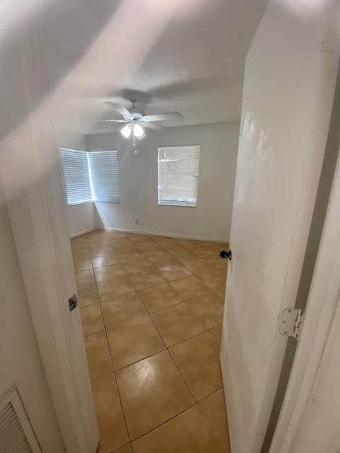 For Sale: $409,000 (3 beds, 2 baths, 1173 Square Feet)