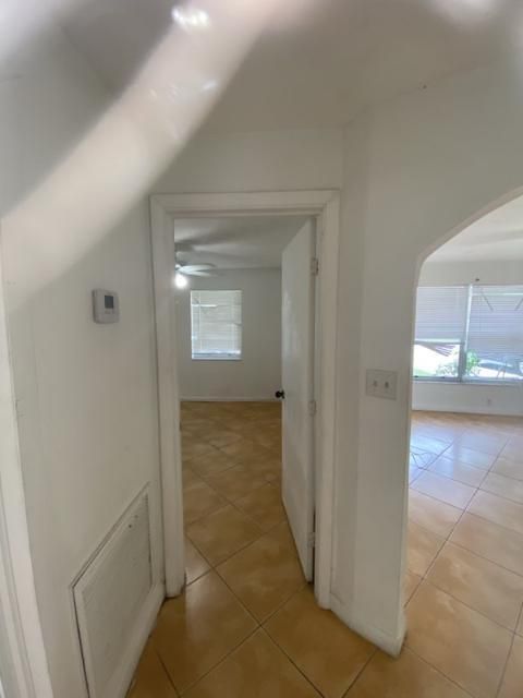 For Sale: $409,000 (3 beds, 2 baths, 1173 Square Feet)