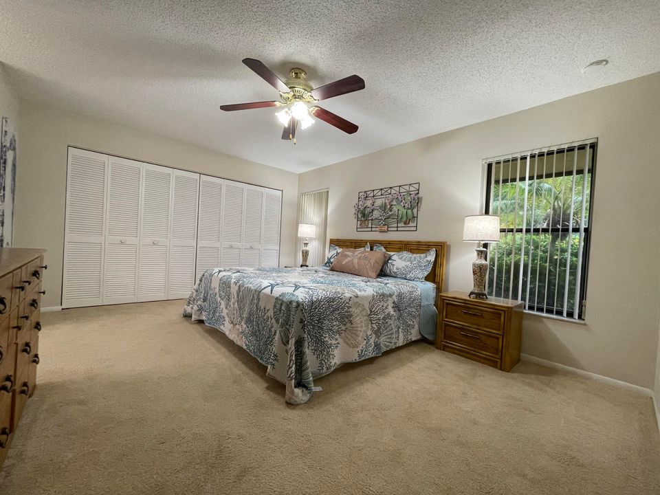 For Rent: $5,850 (2 beds, 2 baths, 1369 Square Feet)