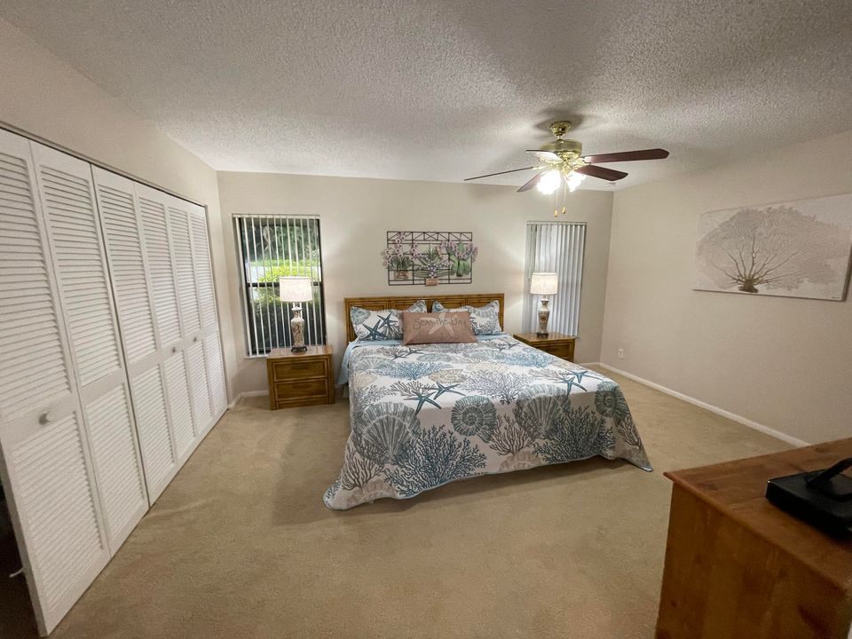 For Rent: $5,850 (2 beds, 2 baths, 1369 Square Feet)