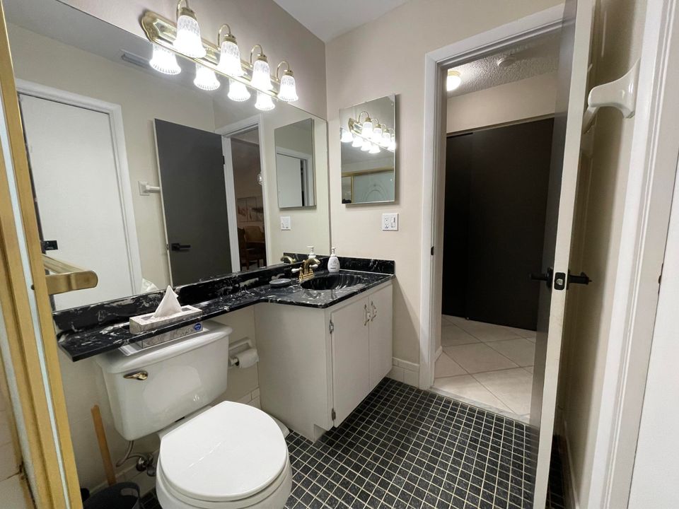 For Rent: $5,850 (2 beds, 2 baths, 1369 Square Feet)