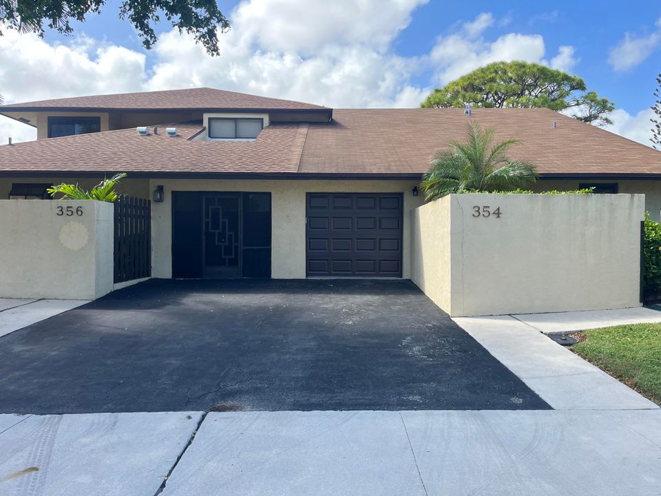 For Rent: $5,850 (2 beds, 2 baths, 1369 Square Feet)