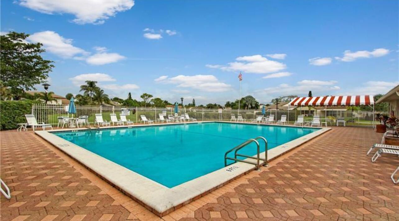 For Rent: $5,850 (2 beds, 2 baths, 1369 Square Feet)