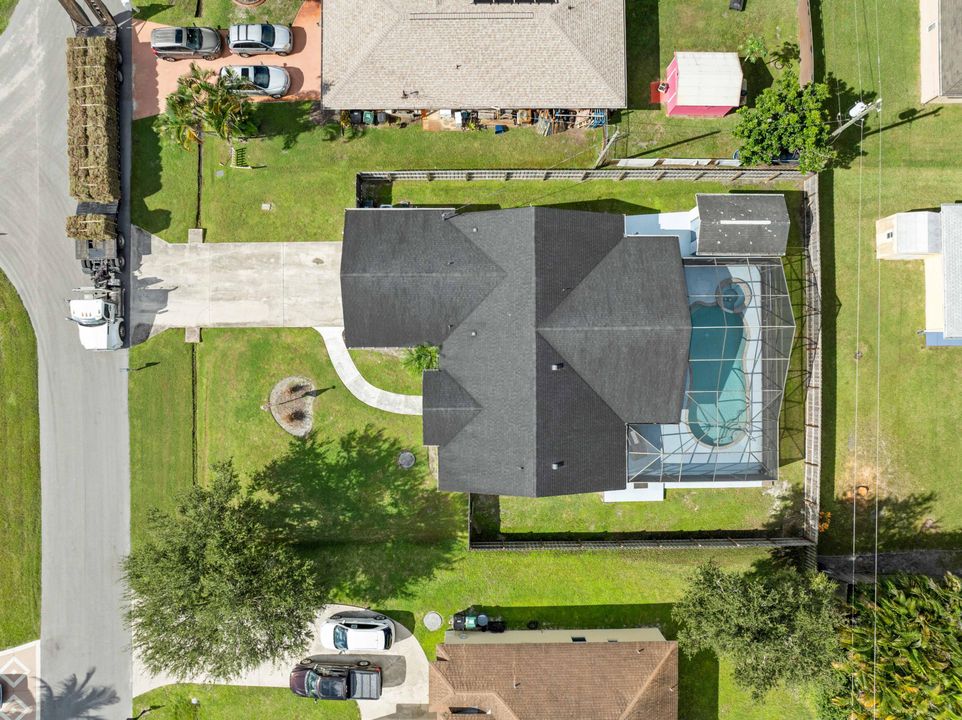 For Sale: $435,000 (3 beds, 2 baths, 1834 Square Feet)