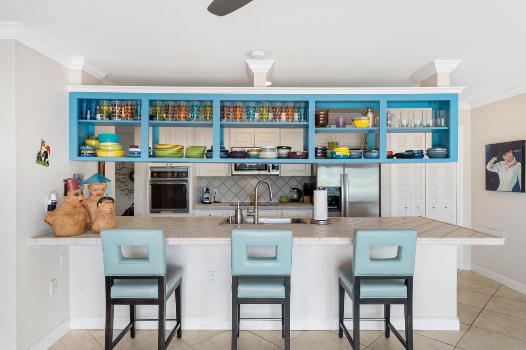 合同活跃: $875,000 (3 贝兹, 2 浴室, 1839 平方英尺)